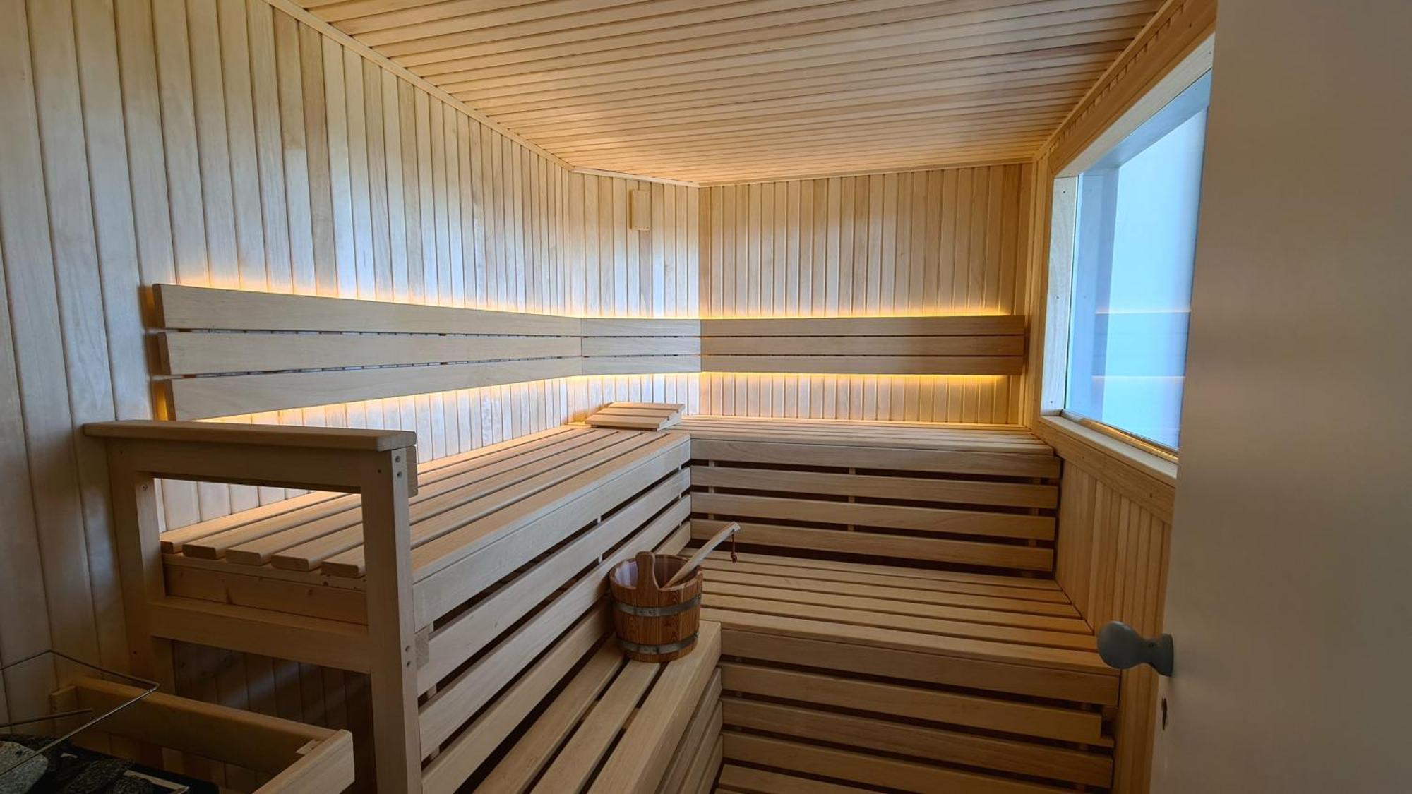 Deluxe Apartment Mit Sauna, Gehobene Ausstattung, Sydney Schwarzenbek Esterno foto